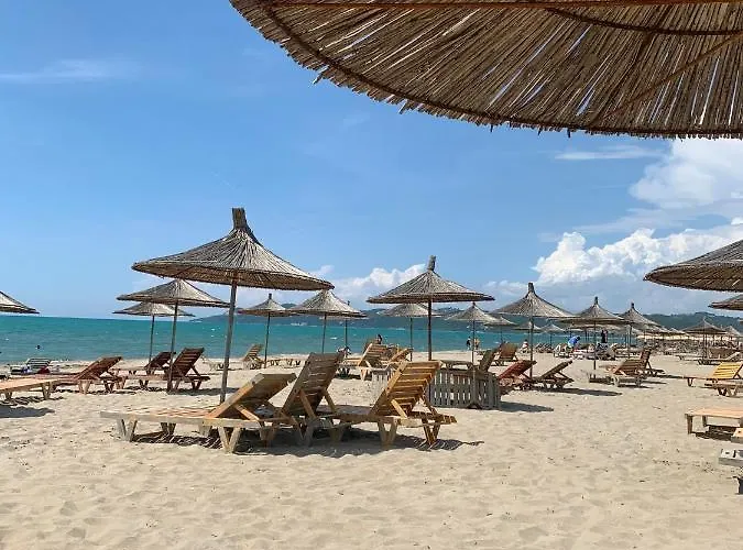 Gjiri I Lalezit, Saliu Apartamento *